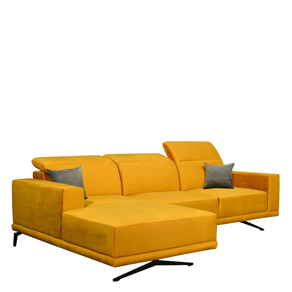 Design Sofa in Gelb Velours - Yoco